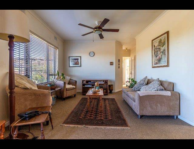 2 BEDROOM SIMPLEX SOLD IN WATERFALL